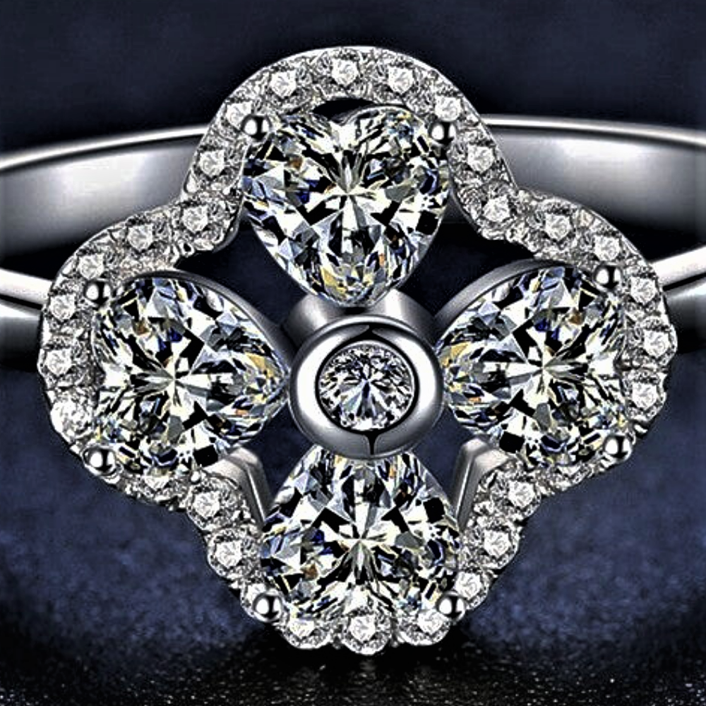 Anillo "Póker de Corazones" Una brillante declaración de amor