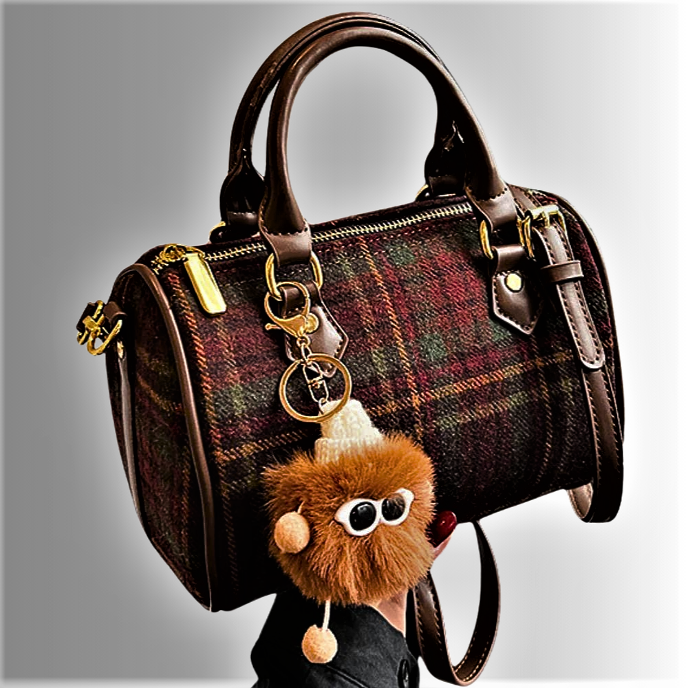 Mini Bolso Estilo Inglés Elegancia y Tendencia en Formato Compacto