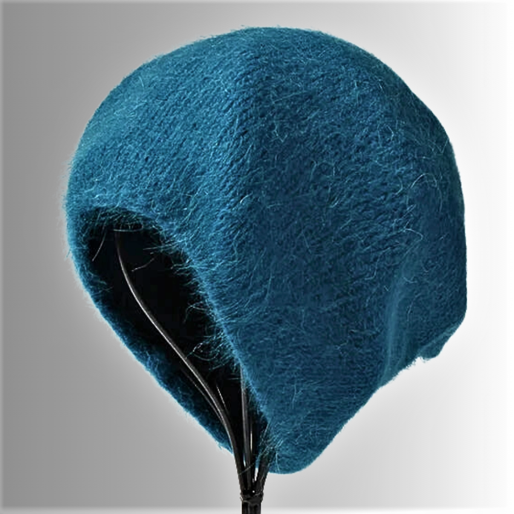 Cappello in Angora Eleganza Morbidezza e Calore