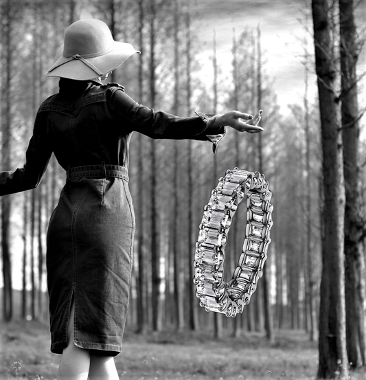 Fede Eternity con Baguettes Una striscia di Luce Brillante