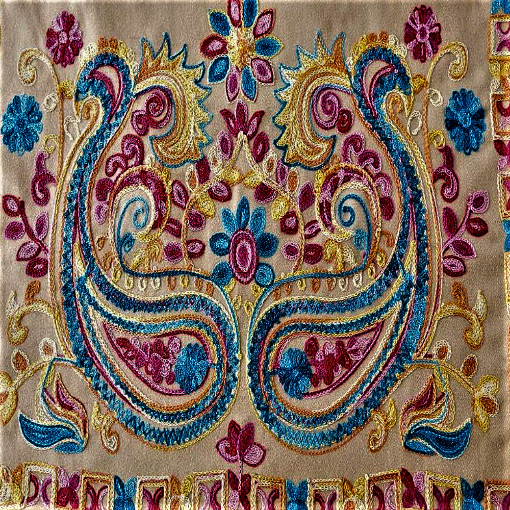 Pashmina Ricamata a Mano Eleganza dalla Tradizione Orientale