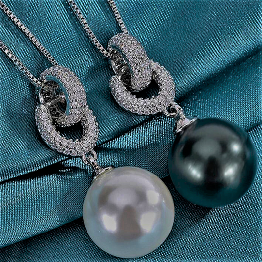 "Incanto d'Oceano" - Eleganza e Mistero dei Mari