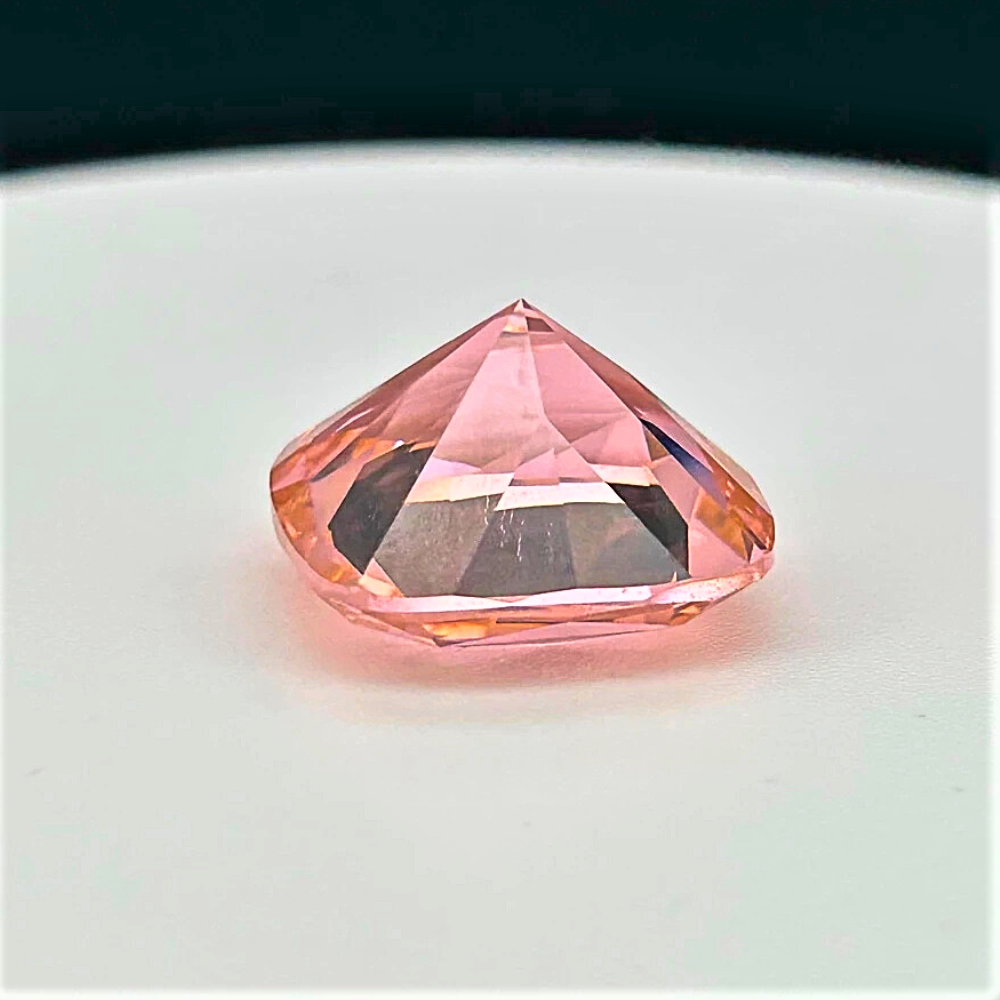 Morganite Rosa Pesca Lab Grown Taglio Cuscino Certificata
