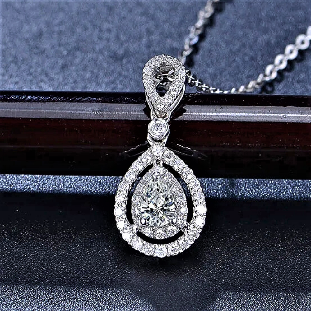 Collezione Collane "Luce Preziosa" – Luminosa, Inimitabile, Tua!