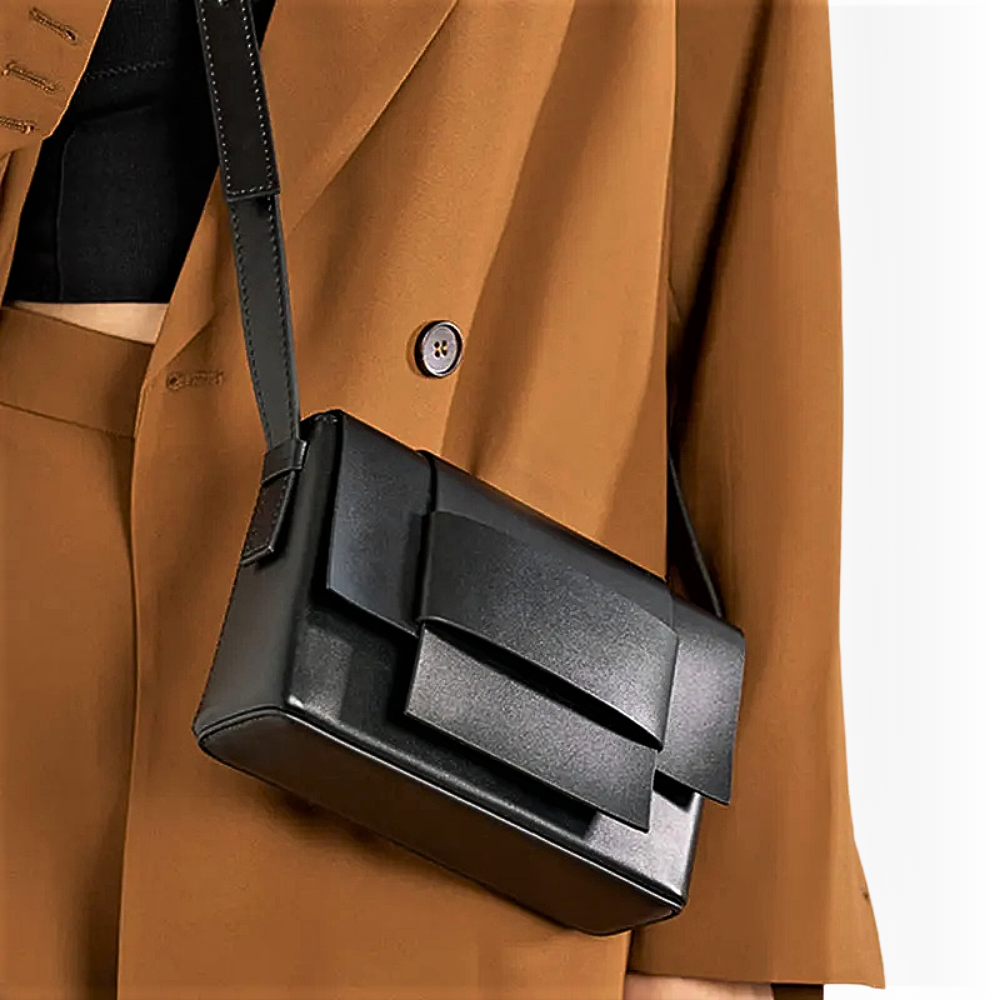 Mini Bag Rettangolare in Pelle di Vitellino