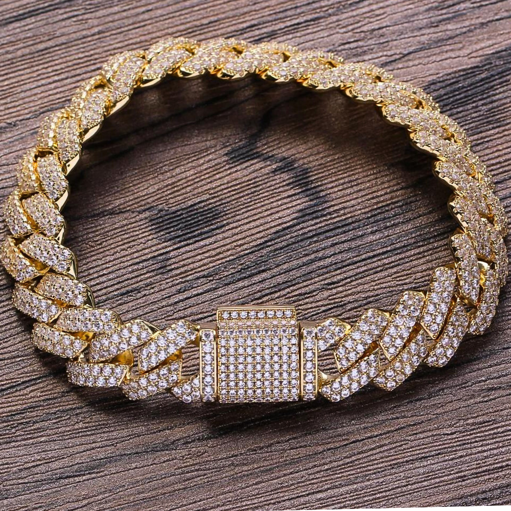 Pulsera Gourmet Símbolo de Audacia y Opulencia