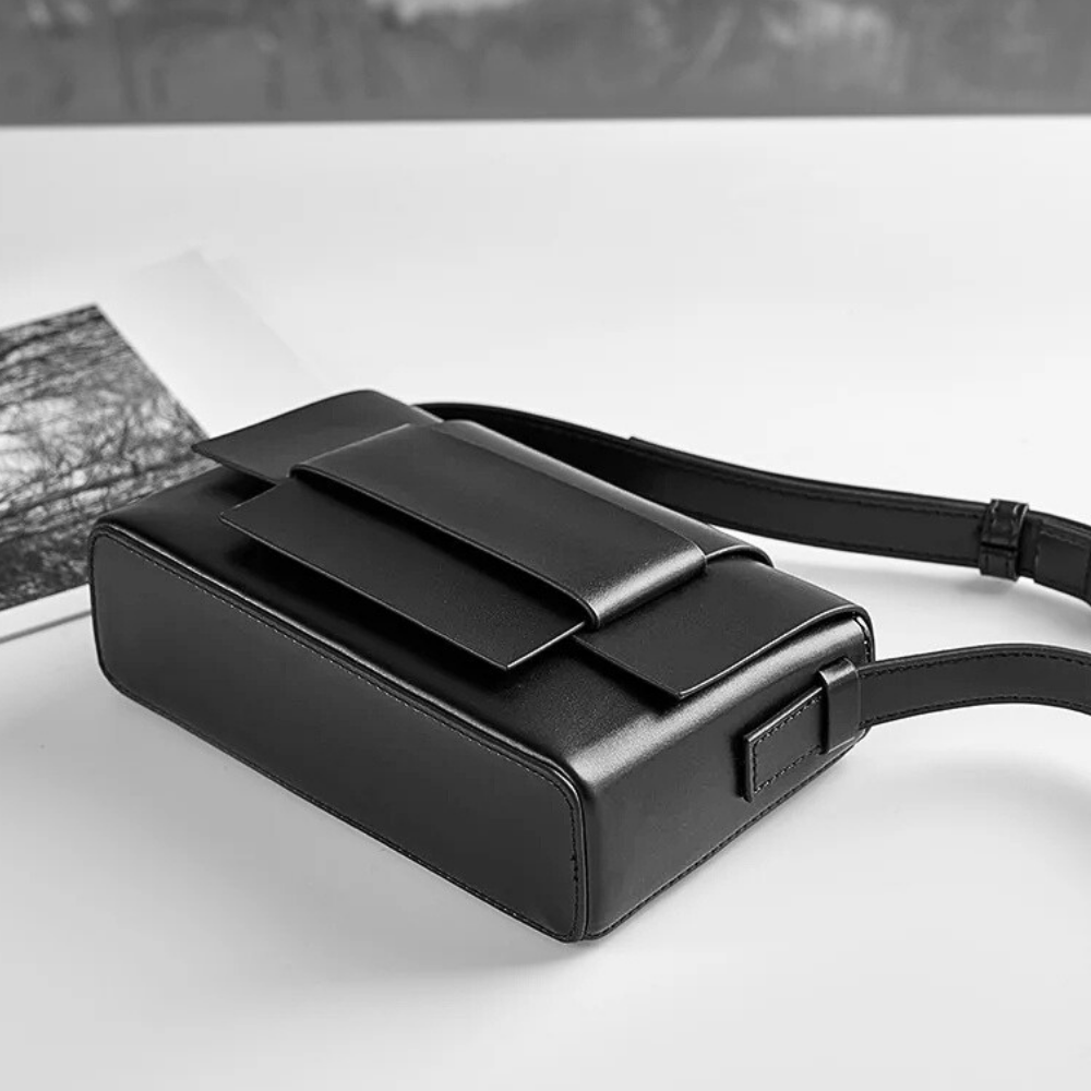Mini Bag Rettangolare in Pelle di Vitellino