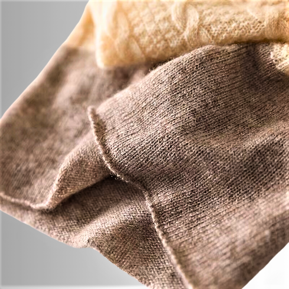 100% Pure Cashmere Neck Warmer: Luxury with a Touch of Originality