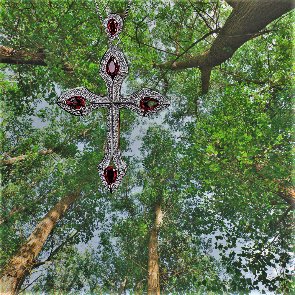 Collana "Croce Tau" Eleganza e Spiritualità