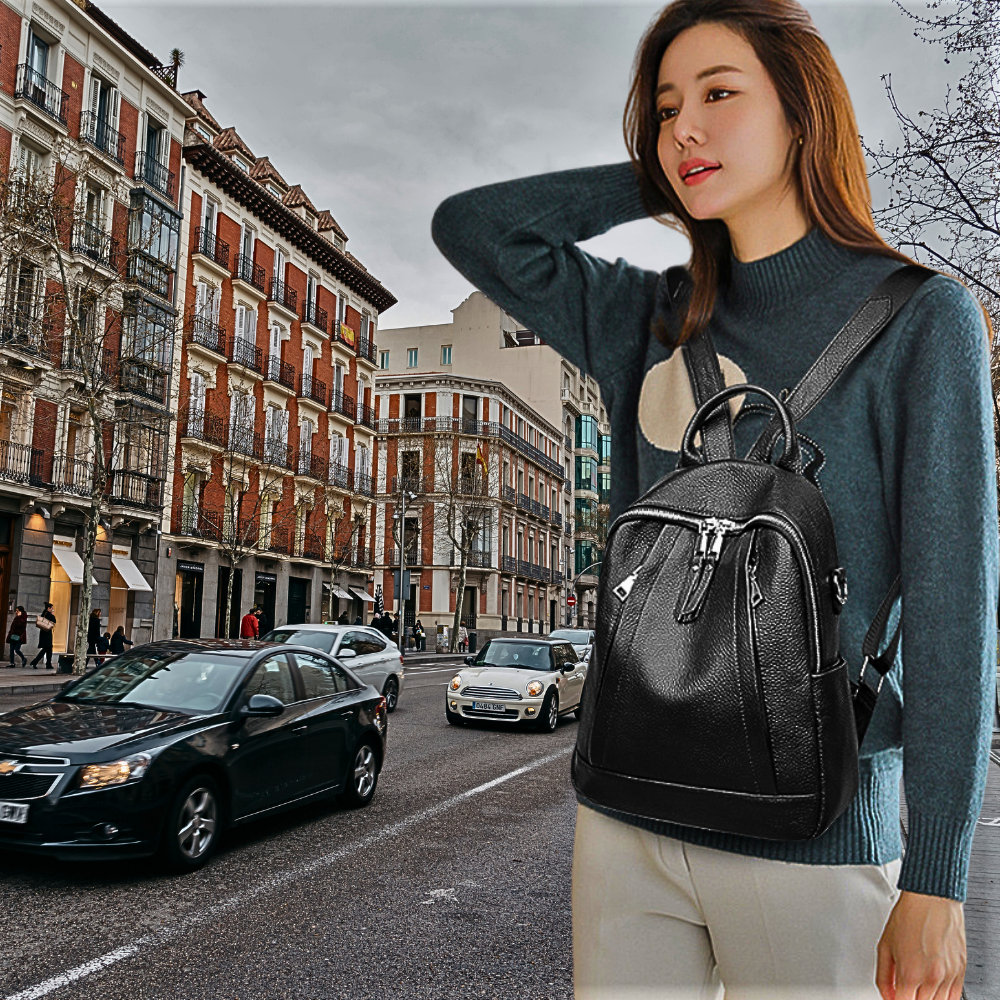 Mochila de piel de becerro negra Suavidad y elegancia