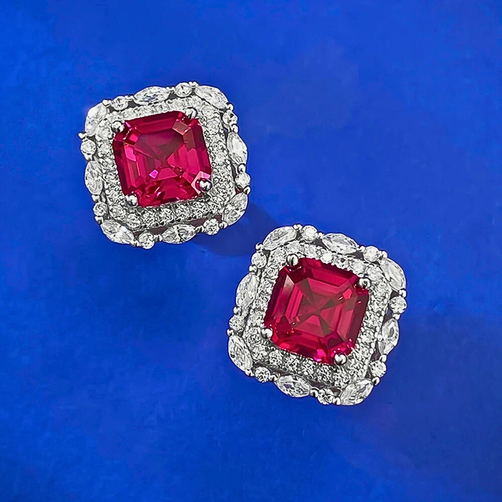 Orecchini con Rubino Taglio Asscher Coltivato e Diamanti Lab Grown