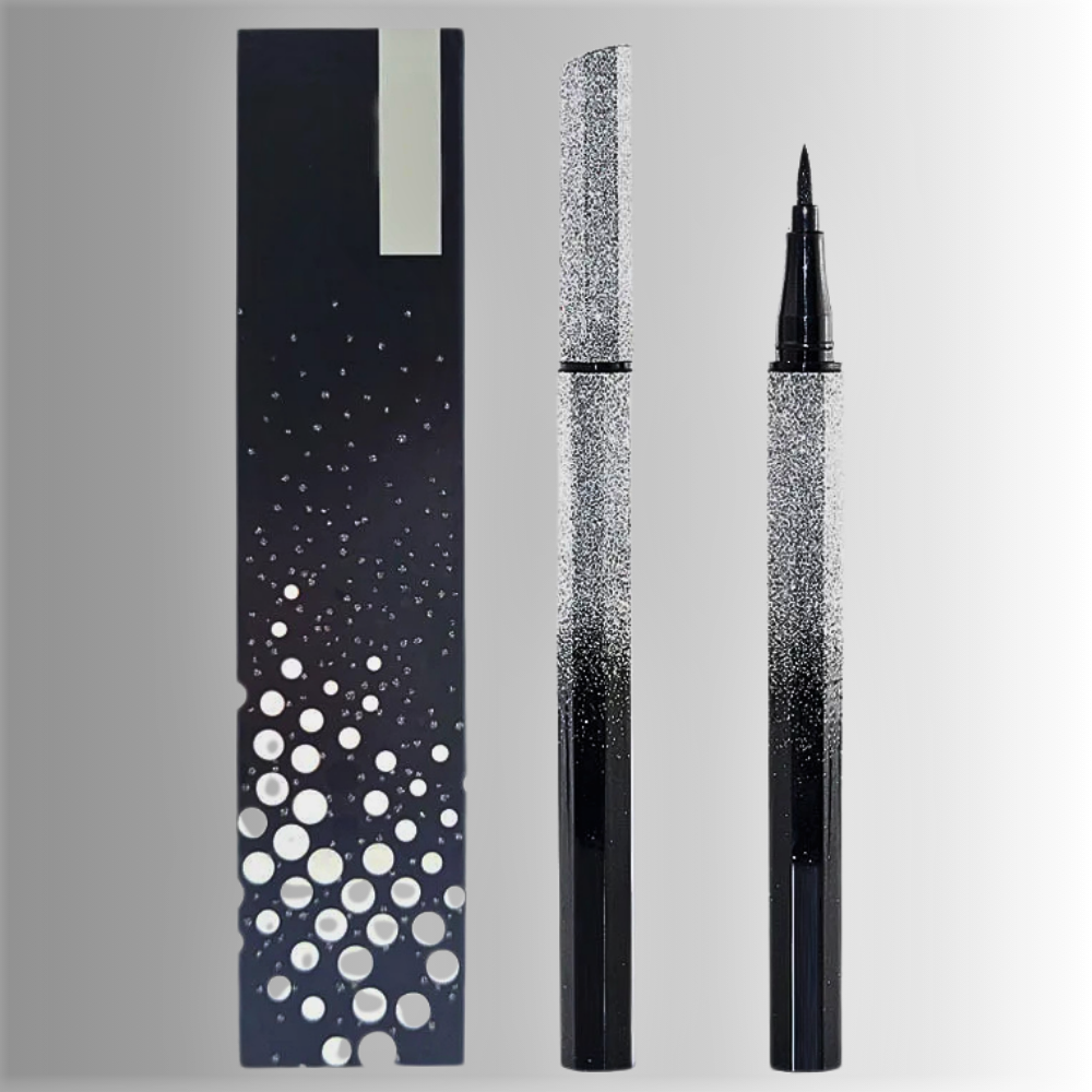 Eyeliner Liquido Waterproof – Nero Profondo & Lunga Tenuta