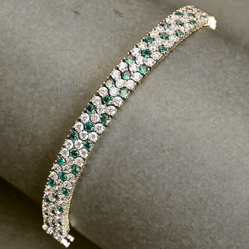 Bracciale Tennis a Tre File con Smeraldi Coltivati Taglio Brillante e Brillanti Sintetici