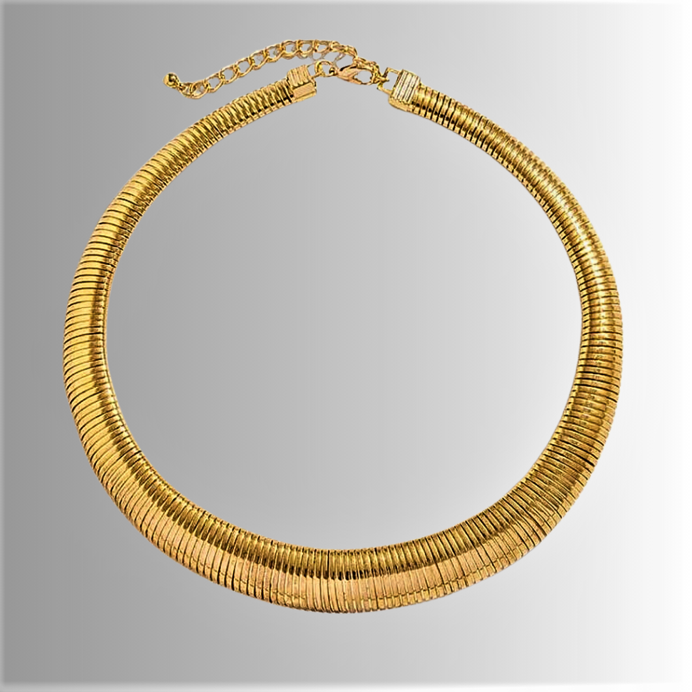 Collar "Gas Pipe Scaling": diseño de lujo y espiral