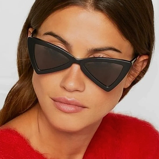 Occhiali da Sole Triangolari Un'icona di Stile