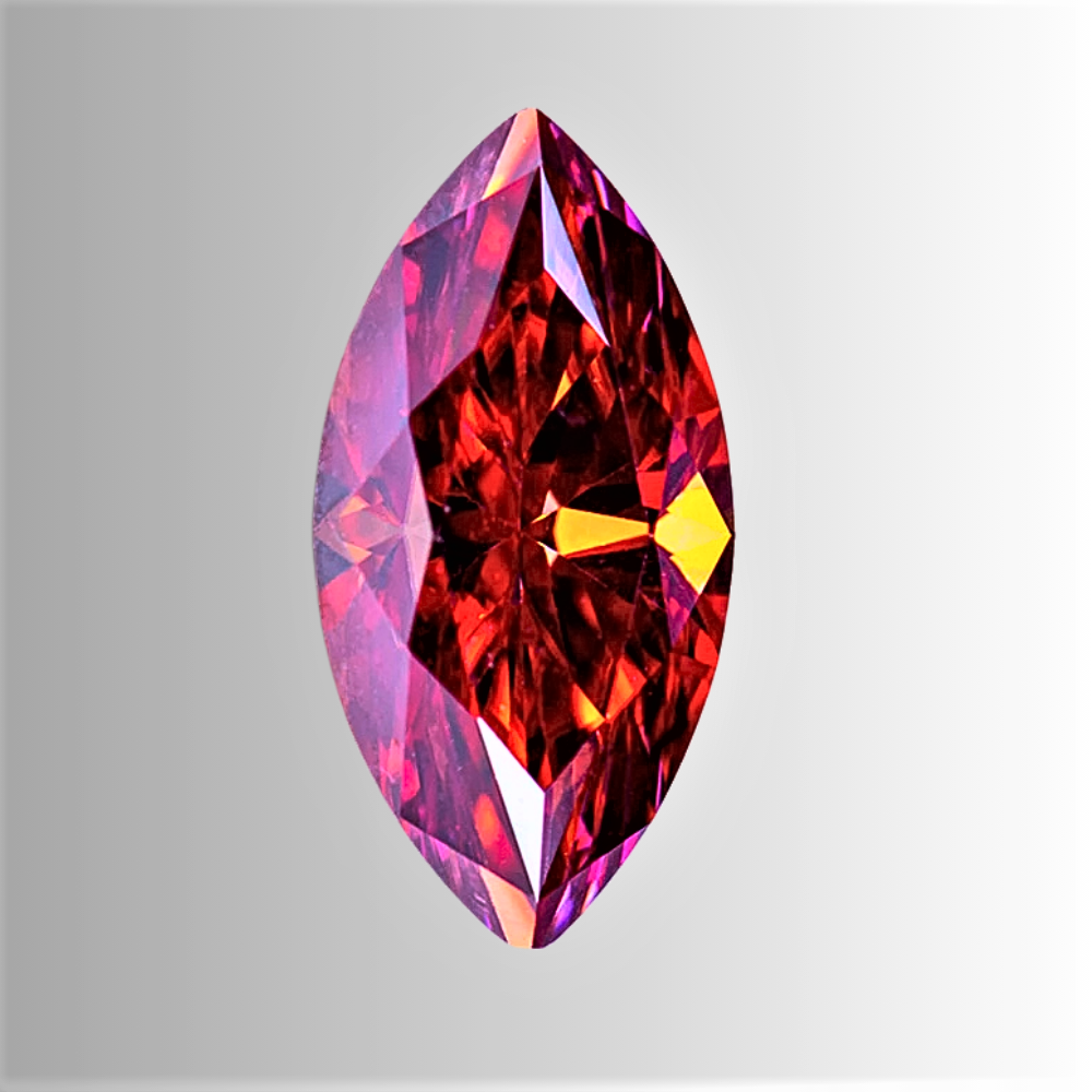 Moissanite Rossa con sfumature Gialle Taglio Marquise Certificata