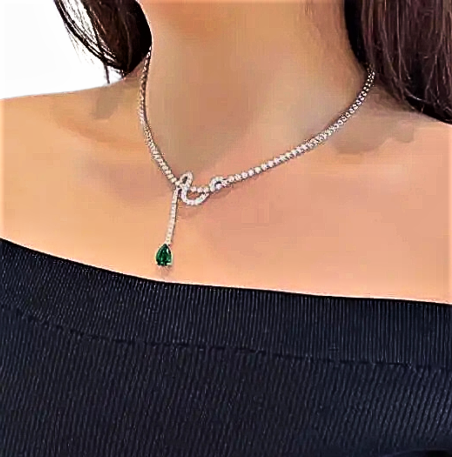 Collana Tennis con Smeraldo Coltivato Taglio Goccia e Brillanti Sintetici ad Alto Contenuto di Carbonio