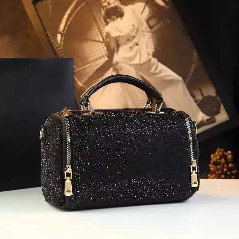 2025 Luxury Designer Women's Full Inlaid Diamond Handbag Retro Large Capacity Leopard Travel Shoulder Crossbody Bag Trendy Totes