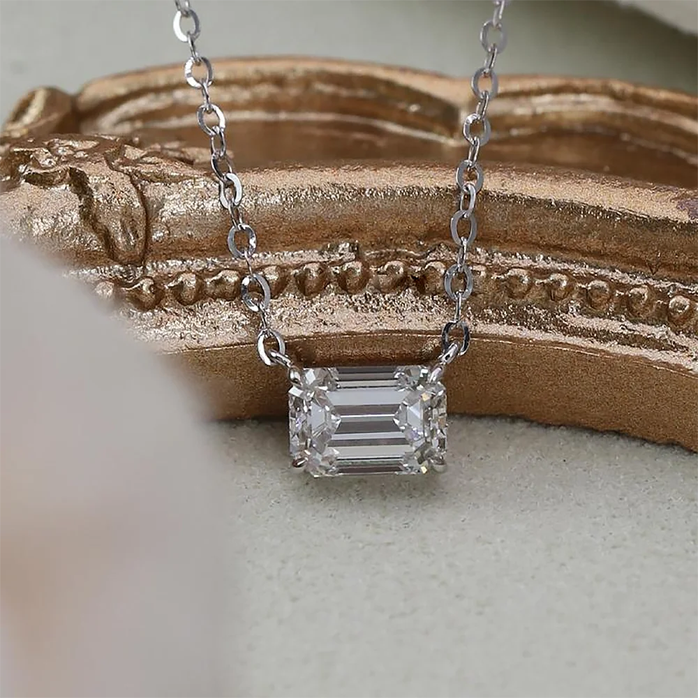 1/2/5carat Emerald Cut Moissanite Pendant Necklaces for Women 925 Silver Plated 18k Gold Rectangle Solitaire Diamond Neckchain