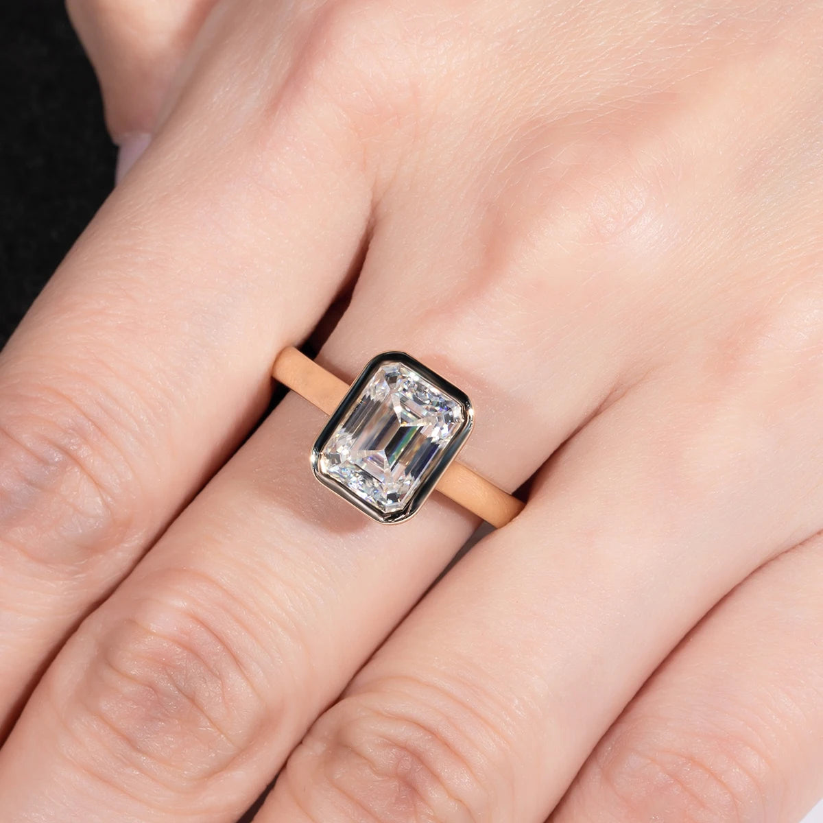 AnuJewel 3ct Emerald Cut D Color Moissanite Engagement Ring Yellow Color 925 Sterling Silver Rings For Women Jewelry Wholesale