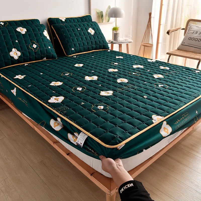 2023 New Thickened Quilted Mattress Cover Large Sheet Antibacterial Breathable Children Lovely Mattress Cover Removable