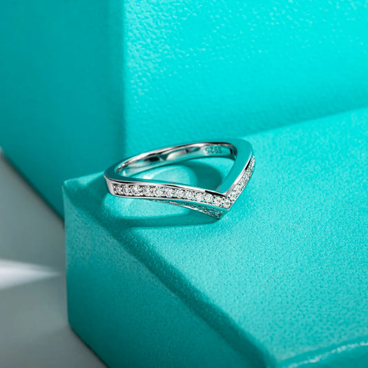 AnuJewel 2mm D Color Moissanite V Shape Wedding Bands 18k Gold Plated 925 Sterling Silver Bridal Ring Set For Girls Jewelry