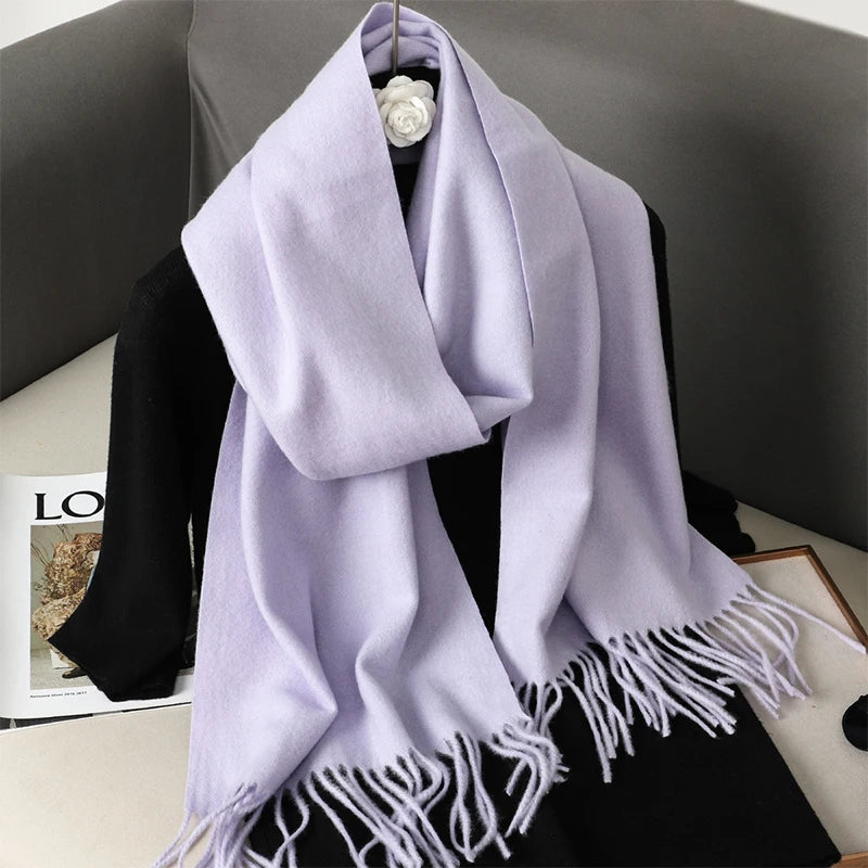 Pashmina in Misto Cachemire: Eleganza, Comfort e una Tavolozza di Colori Infinita