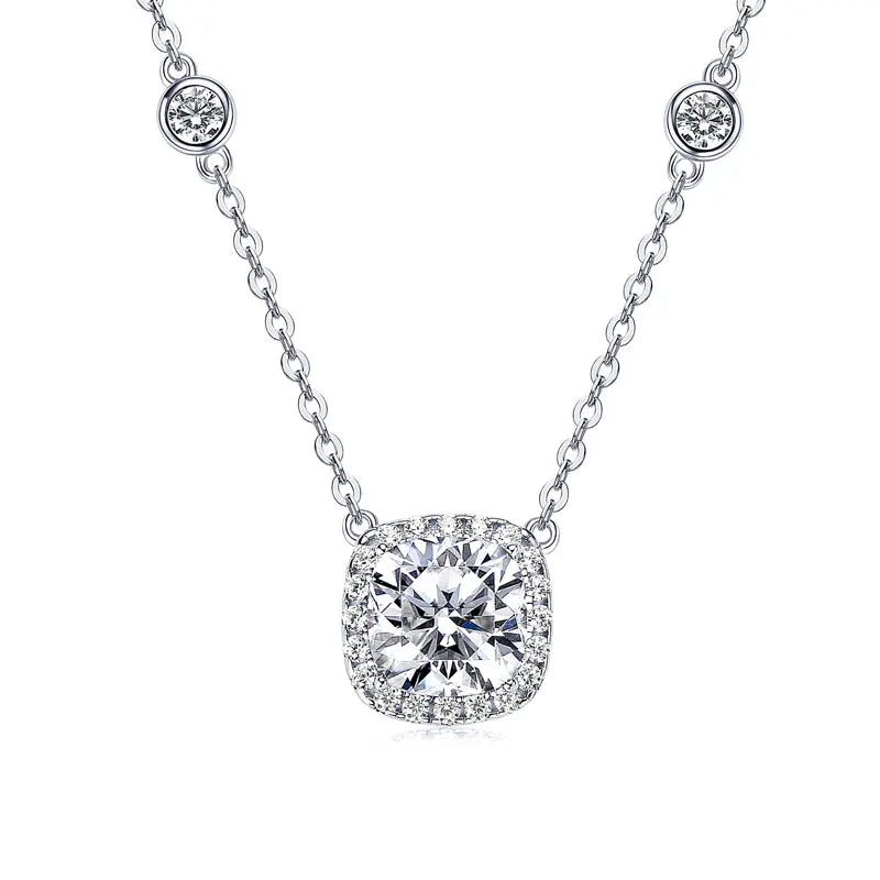 IOGOU Shiny 2.5ct Cushion Cut Moissanite Square Pendant Necklace for Women 925 Sterling Silver CZ Engagement Charm Fine Jewelry