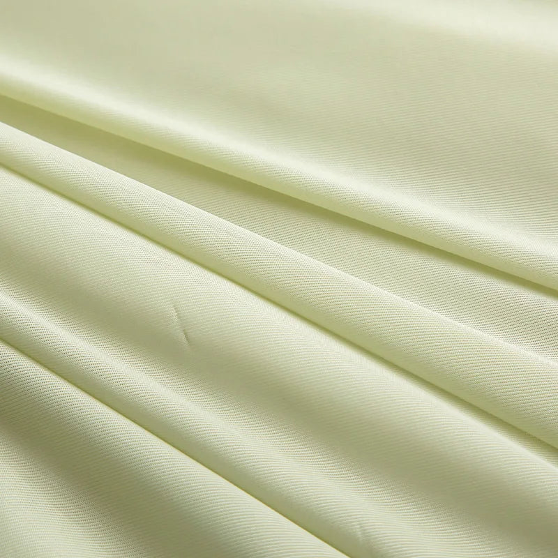 Cooling Blanket for Bed Silky Air Condition Comforter Lightweight Cooled Summer Quilt with Double Side Cold & Cooling Fabric