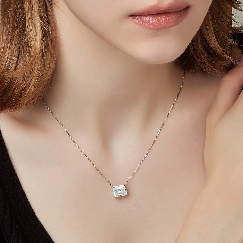 1/2/5carat Emerald Cut Moissanite Pendant Necklaces for Women 925 Silver Plated 18k Gold Rectangle Solitaire Diamond Neckchain