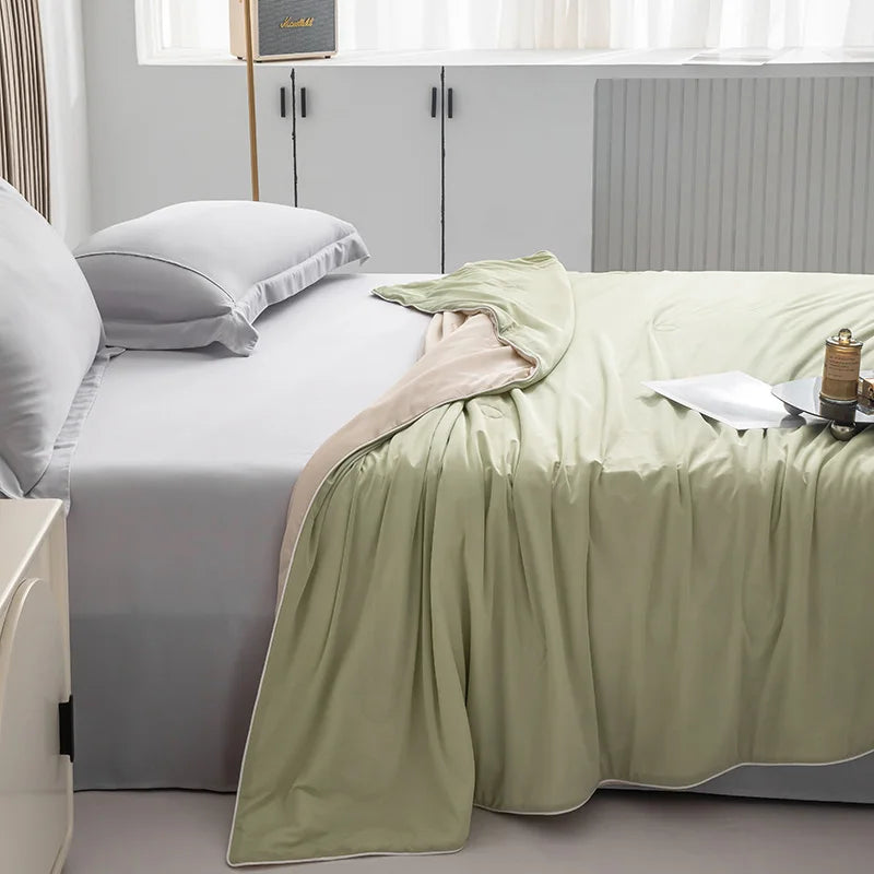 Cooling Blanket for Bed Silky Air Condition Comforter Lightweight Cooled Summer Quilt with Double Side Cold & Cooling Fabric