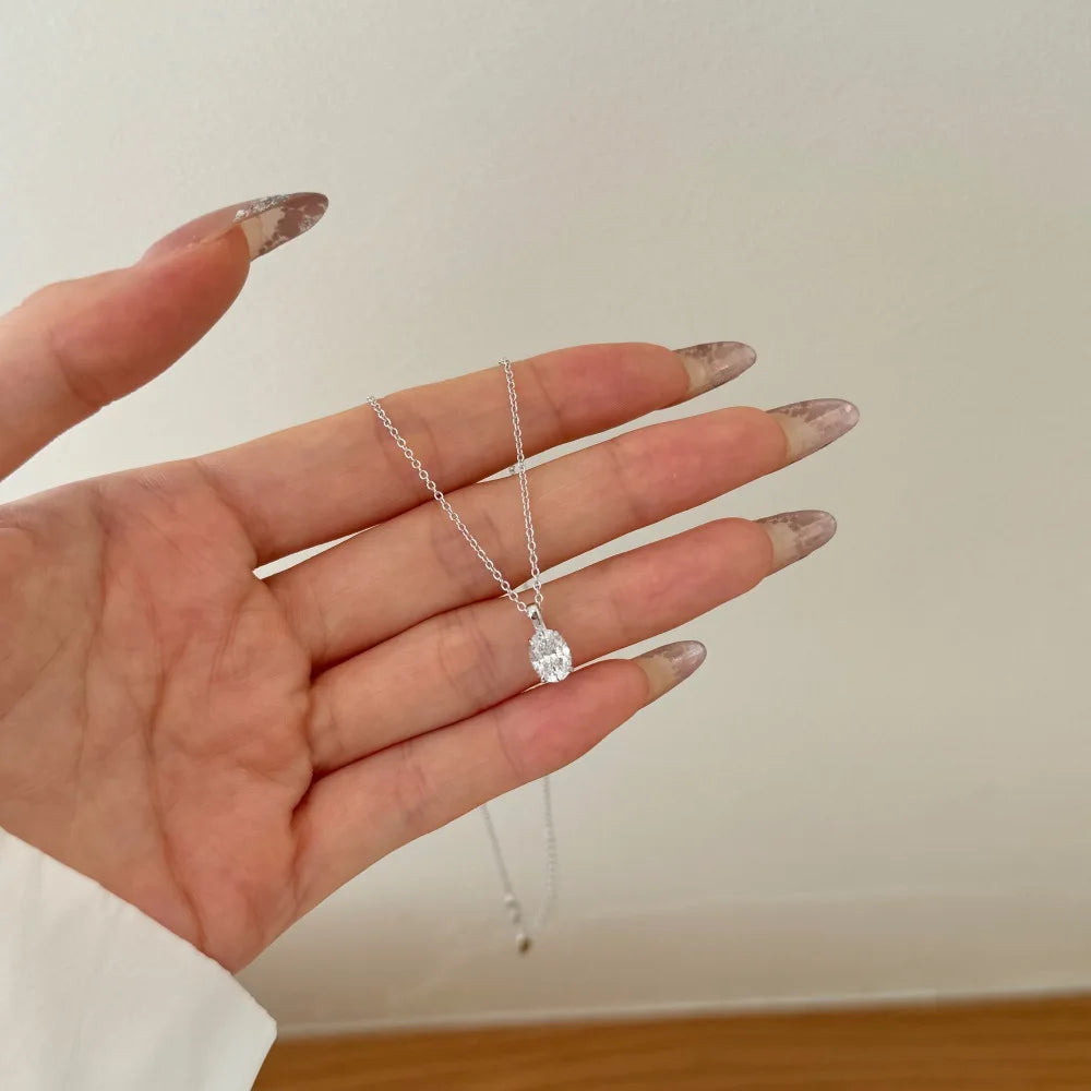 1.5carat Oval Cut Moissanite Diamond Pendant Necklace for Women 925 Sterling Silver Plated 18k Yellow/White Gold Neck Chain
