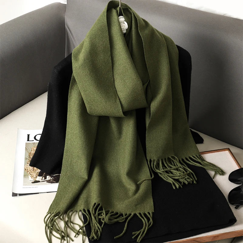 Pashmina in Misto Cachemire: Eleganza, Comfort e una Tavolozza di Colori Infinita