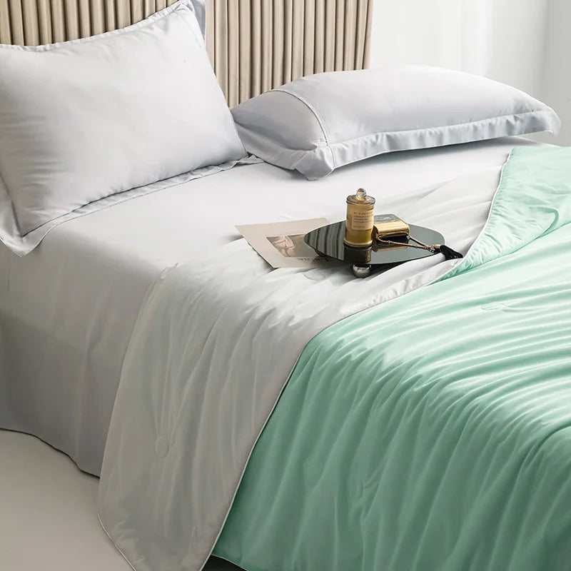 Cooling Blanket for Bed Silky Air Condition Comforter Lightweight Cooled Summer Quilt with Double Side Cold & Cooling Fabric