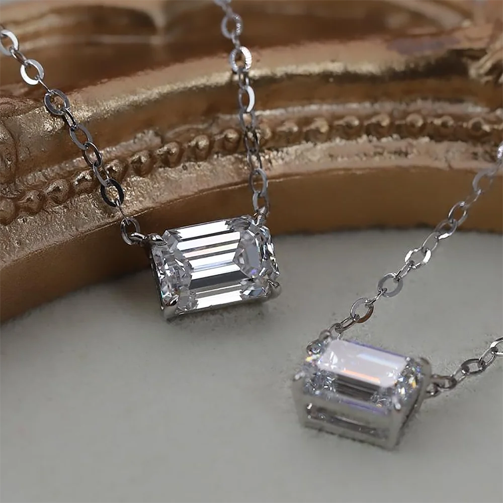 1/2/5carat Emerald Cut Moissanite Pendant Necklaces for Women 925 Silver Plated 18k Gold Rectangle Solitaire Diamond Neckchain