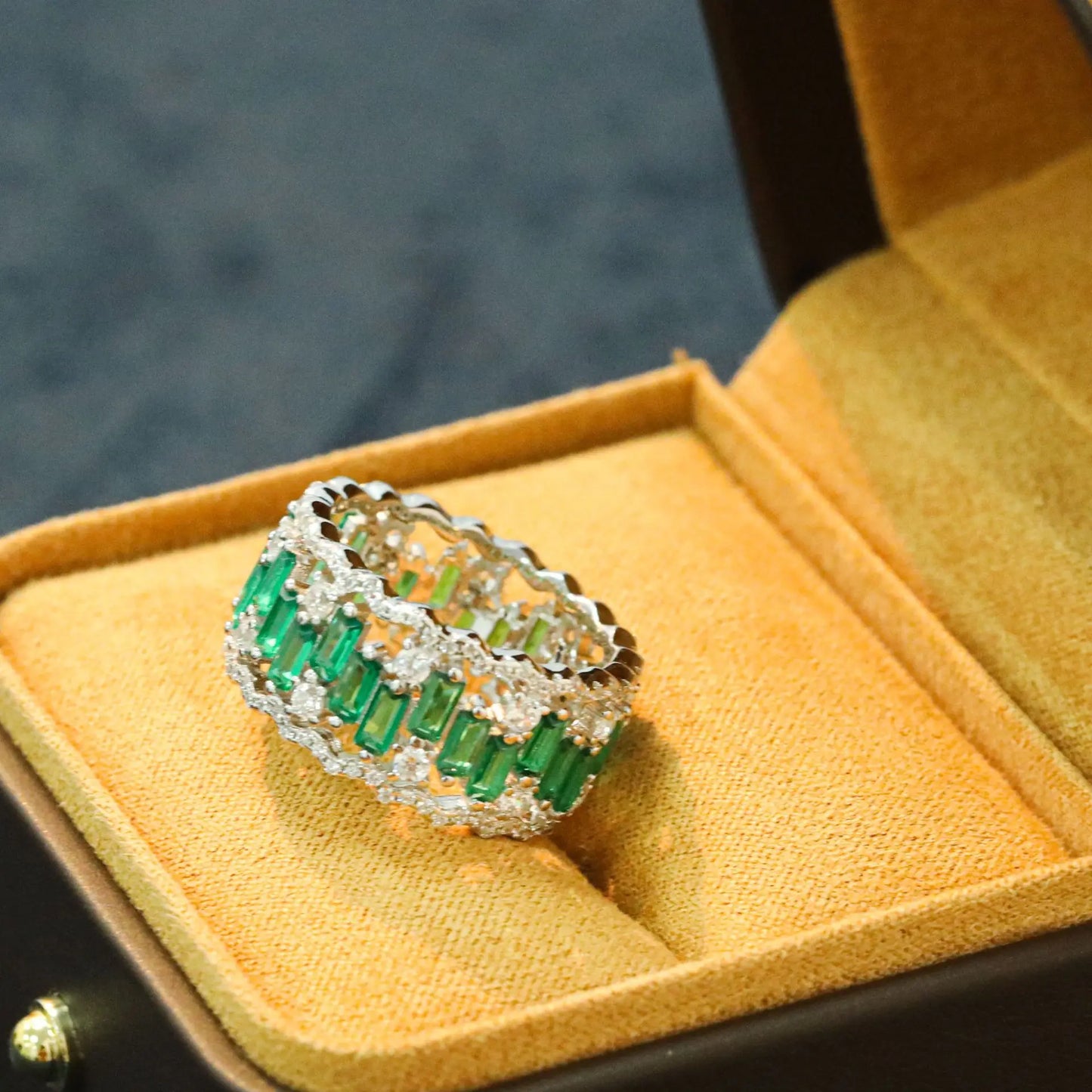 WUIHA Vintage Real 925 Sterling Silver Emerald High Carbon Diamonds Wedding Band Engagement Cocktail Rings Gifts Fine Jewelry