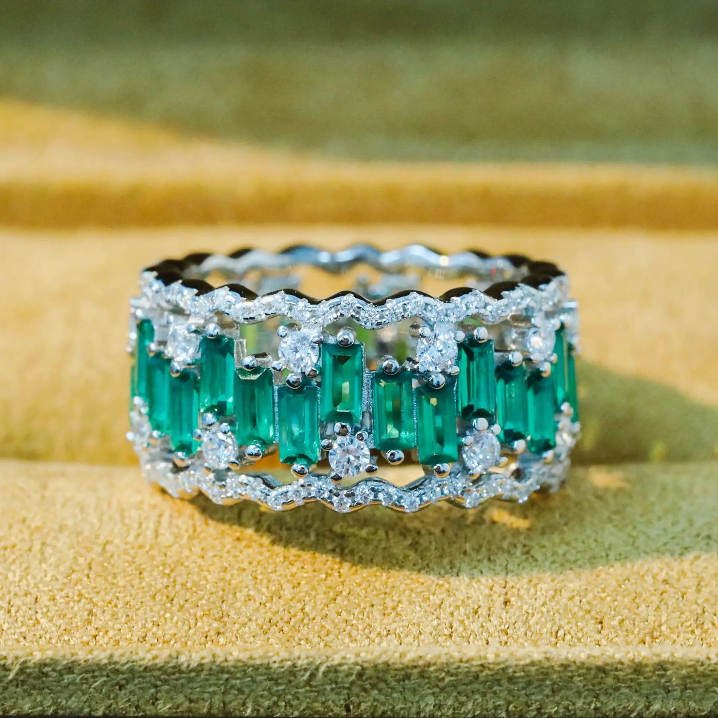 WUIHA Vintage Real 925 Sterling Silver Emerald High Carbon Diamonds Wedding Band Engagement Cocktail Rings Gifts Fine Jewelry