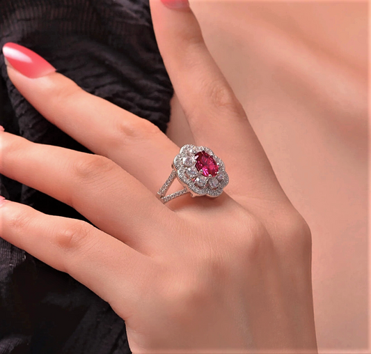 Fascia Ottagonale con Moissanite Colore Rubino da circa ct 1,50 e Taglio Brillante D Color