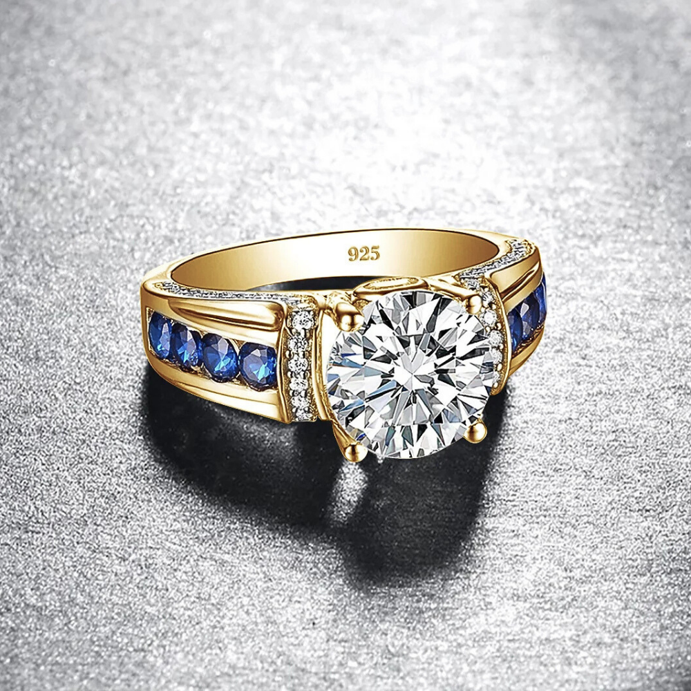 Fascia in Moissaniti con pietra centrale da ct 2,00