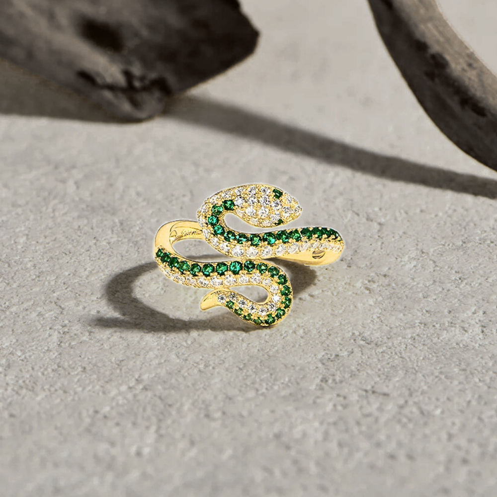 Anello a Serpente in Moissaniti Verde Smeraldo e D Color