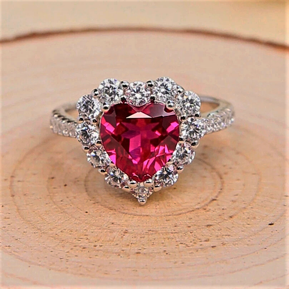 Anello “Cuore Illuminato” con Moissanite centrale Taglio Cuore Certificata di ct 2.00
