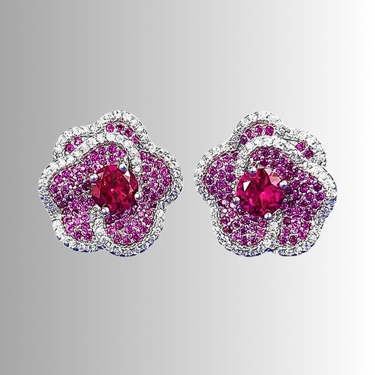 Orecchini Floreali con Rubino Lab Grown e Petali Multistrato di Zaffiri Rosa