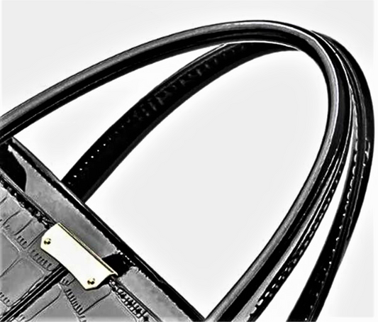Bolso Efecto Cocodrilo Elegancia Sobria y Esencial