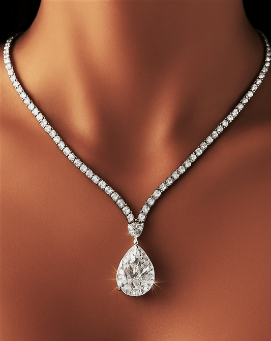 Collana Tennis con Pendente in Moissanite Taglio Goccia di ct 6,80