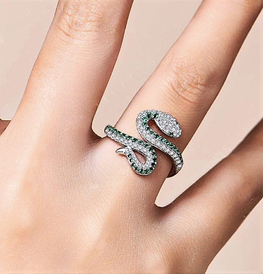 Anello a Serpente in Moissaniti Verde Smeraldo e D Color