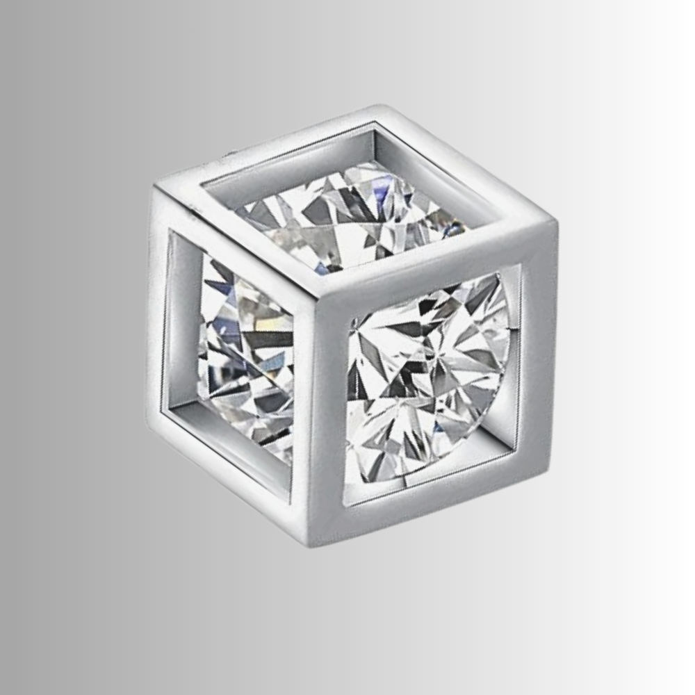 Collana con Ciondolo a Cubo con Moissanite di ct 4,00