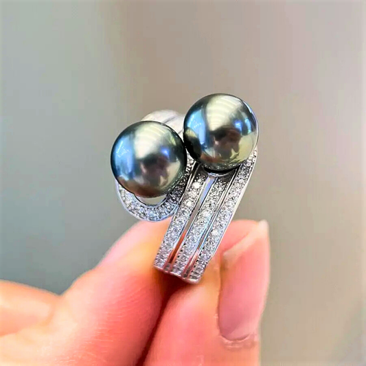 Anello Contrariè con Perle di Tahiti da 8-9 mm