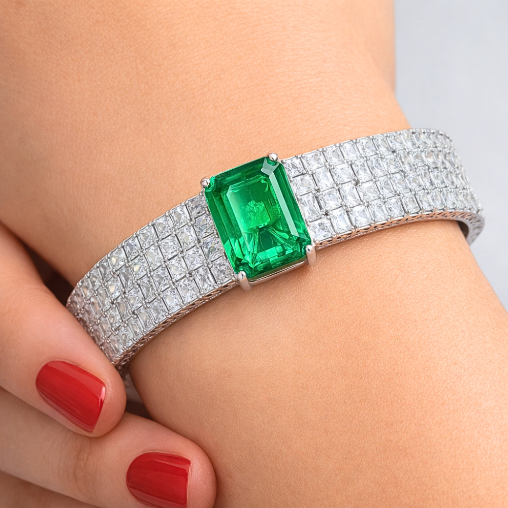 Bracciale Rigido a Fascia con Gemme Premium