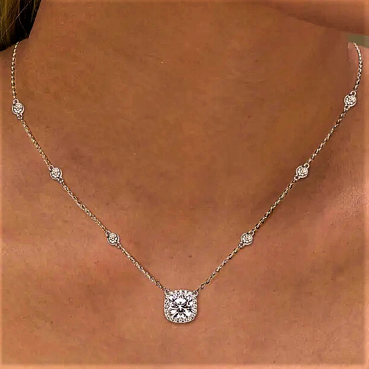 Collana "Costellazione di Luce" – Un Firmamento da Indossare