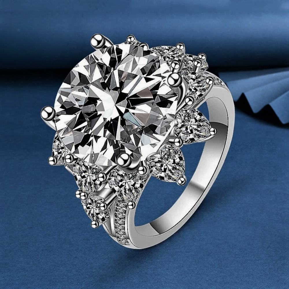 Anello "Regina di Cuori" con Moissanite D Color:  3 o 10 Carati di Splendore